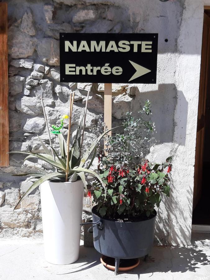 "Namaste" Chambre Zen Au Calme Saint-Jean-dʼAulps Exterior foto